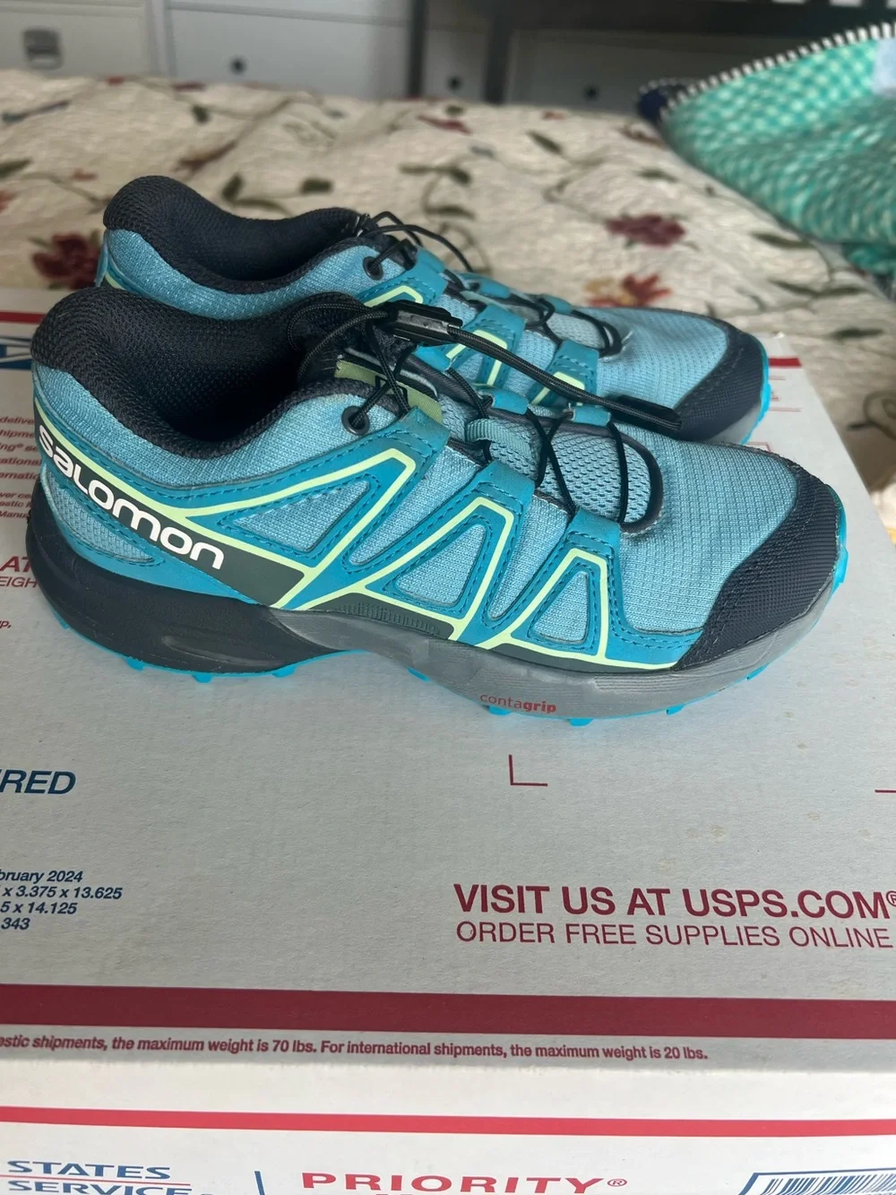 Salomon Speedcross Kids Size 1 Aqua Blue Trail Hiking Shoes Elastic Laces